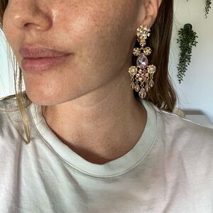 Oscar de la Renta
Purple Crystal Flower Bold Earrings